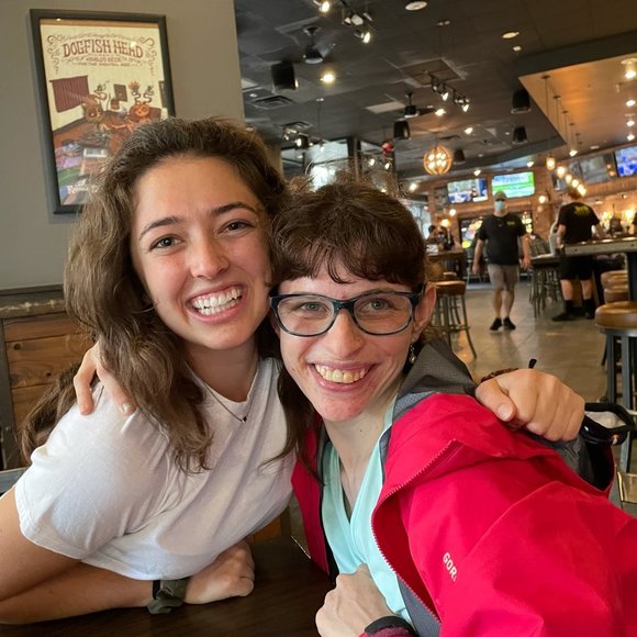 Meet your Posher, Jessica - Picture 1 of 1